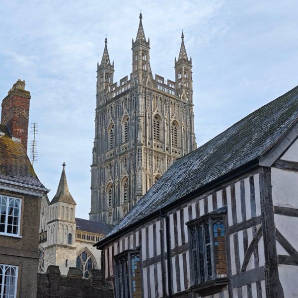 Gloucester City Walks: Guided Walk of the Historic City